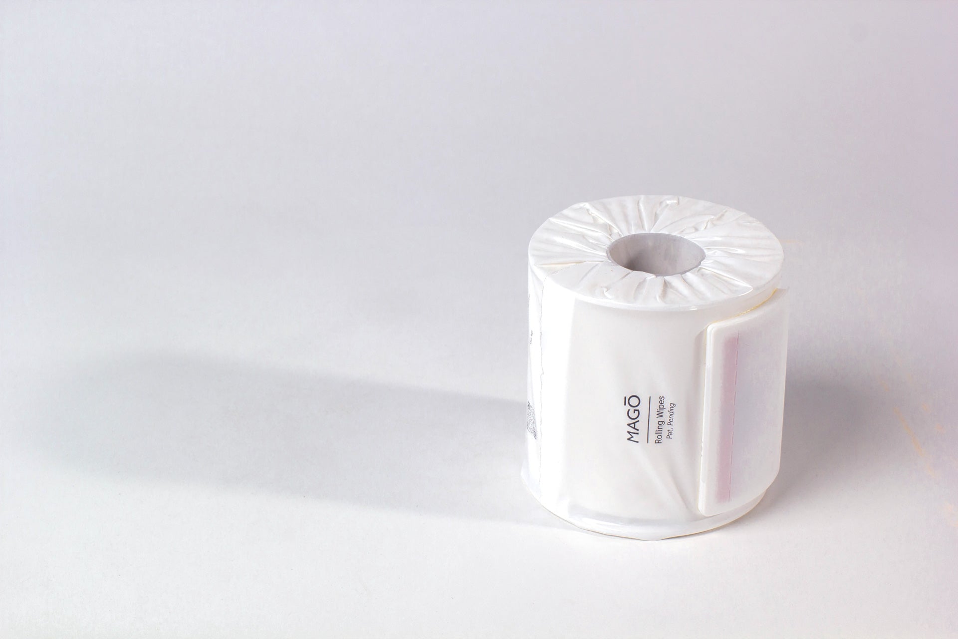 MAGŌ - Premium Rolling Wipe System