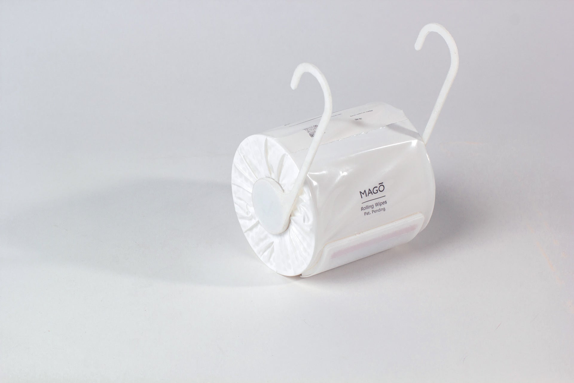 MAGŌ - Premium Rolling Wipe System